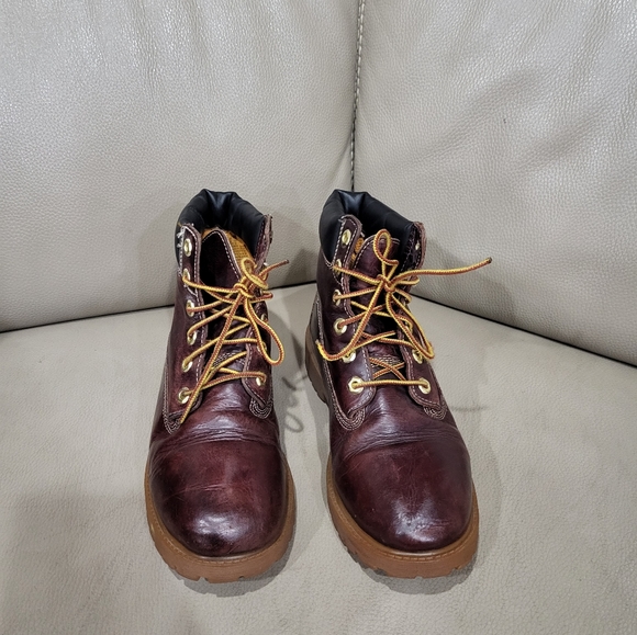 Timberland Big Boys Boots, Size 6, Color Brown Like New - Picture 2 of 7